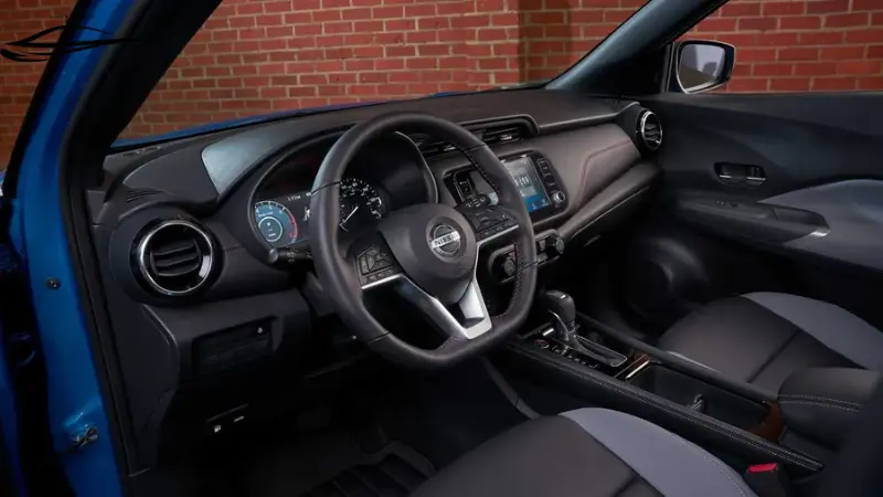 Nissan Kicks 3